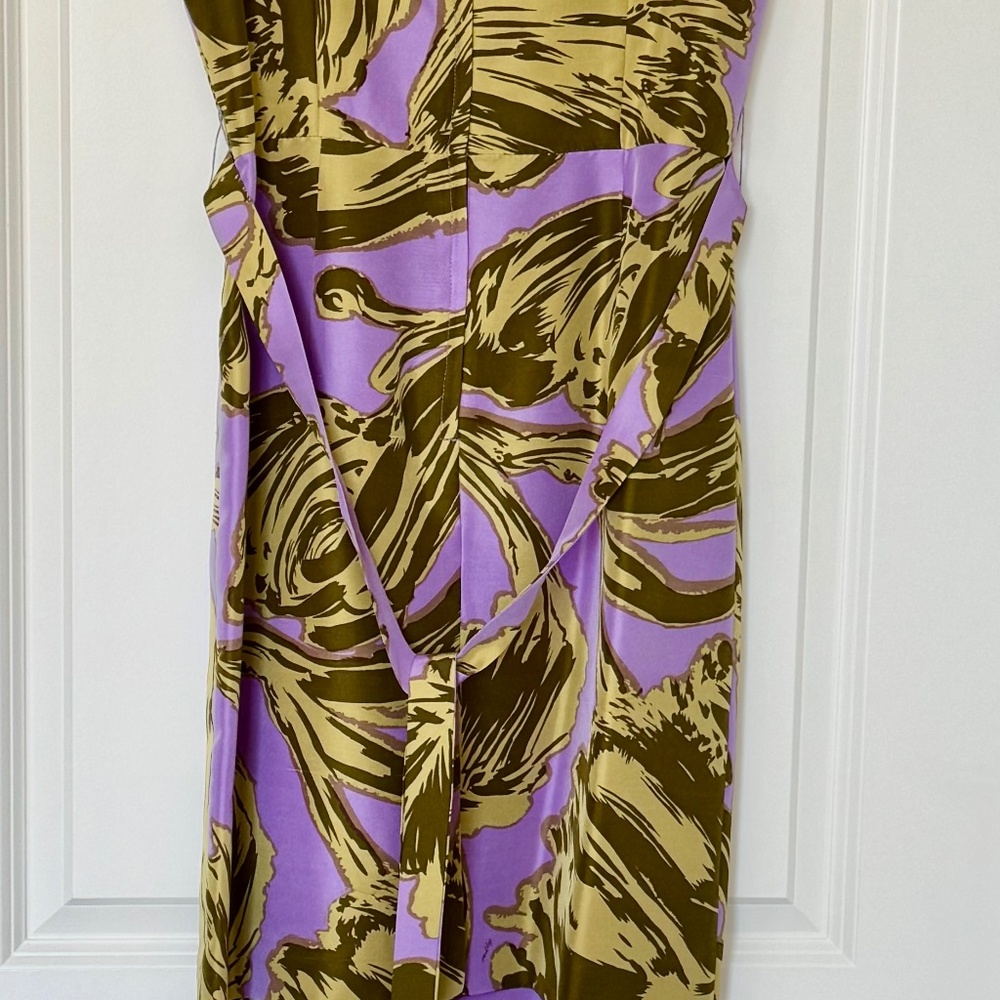 Women’s dress
